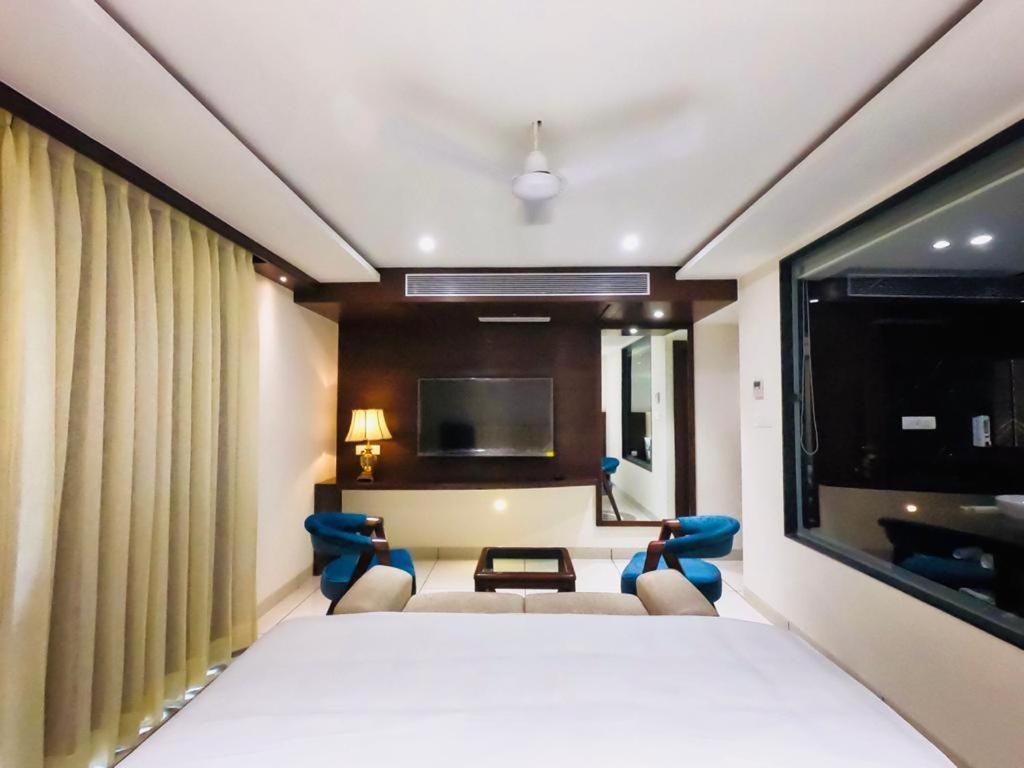 إندور Hotel The Bellevue المظهر الخارجي الصورة